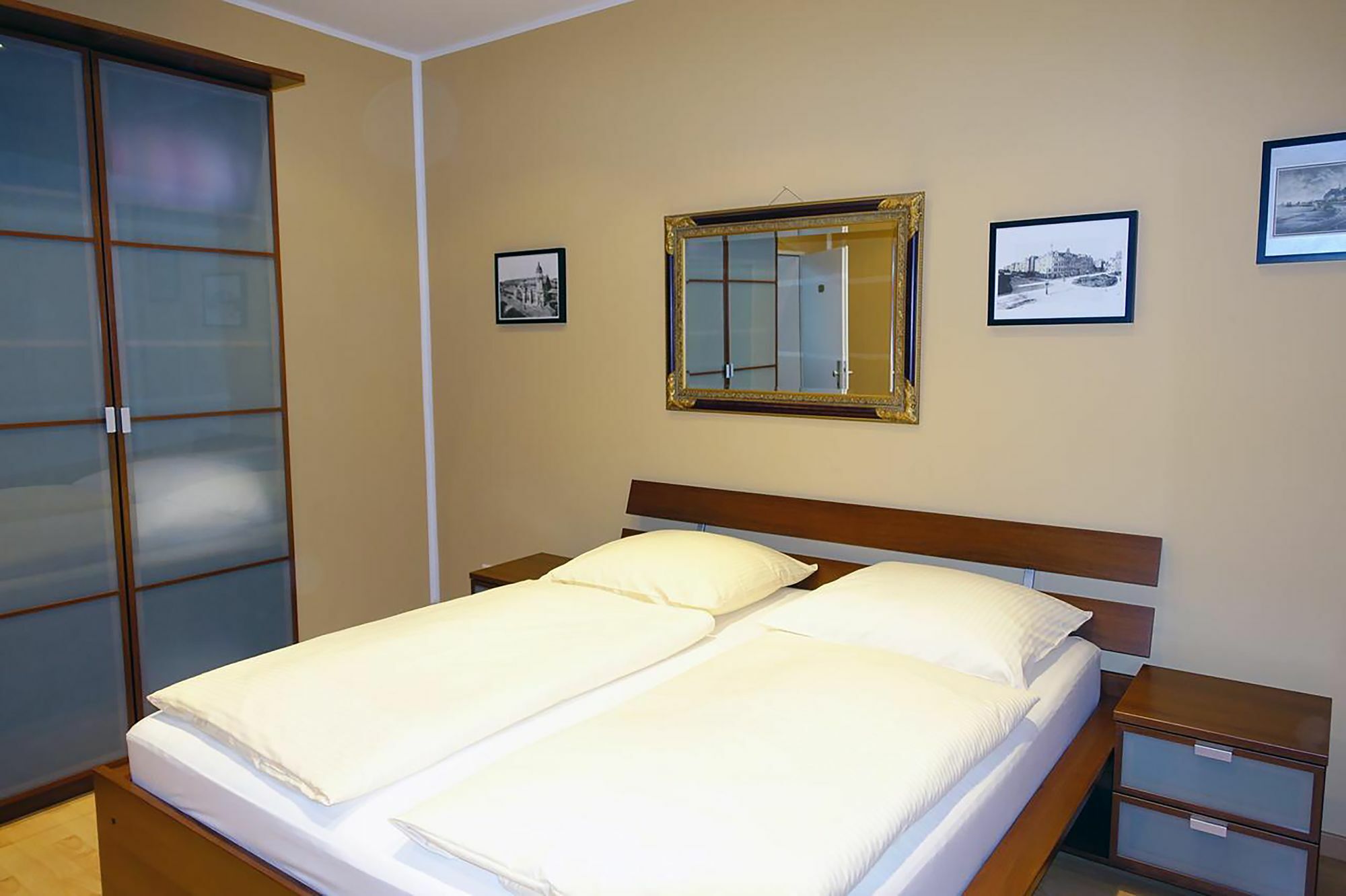 Suedbruecke Koeln Hotel Luaran gambar